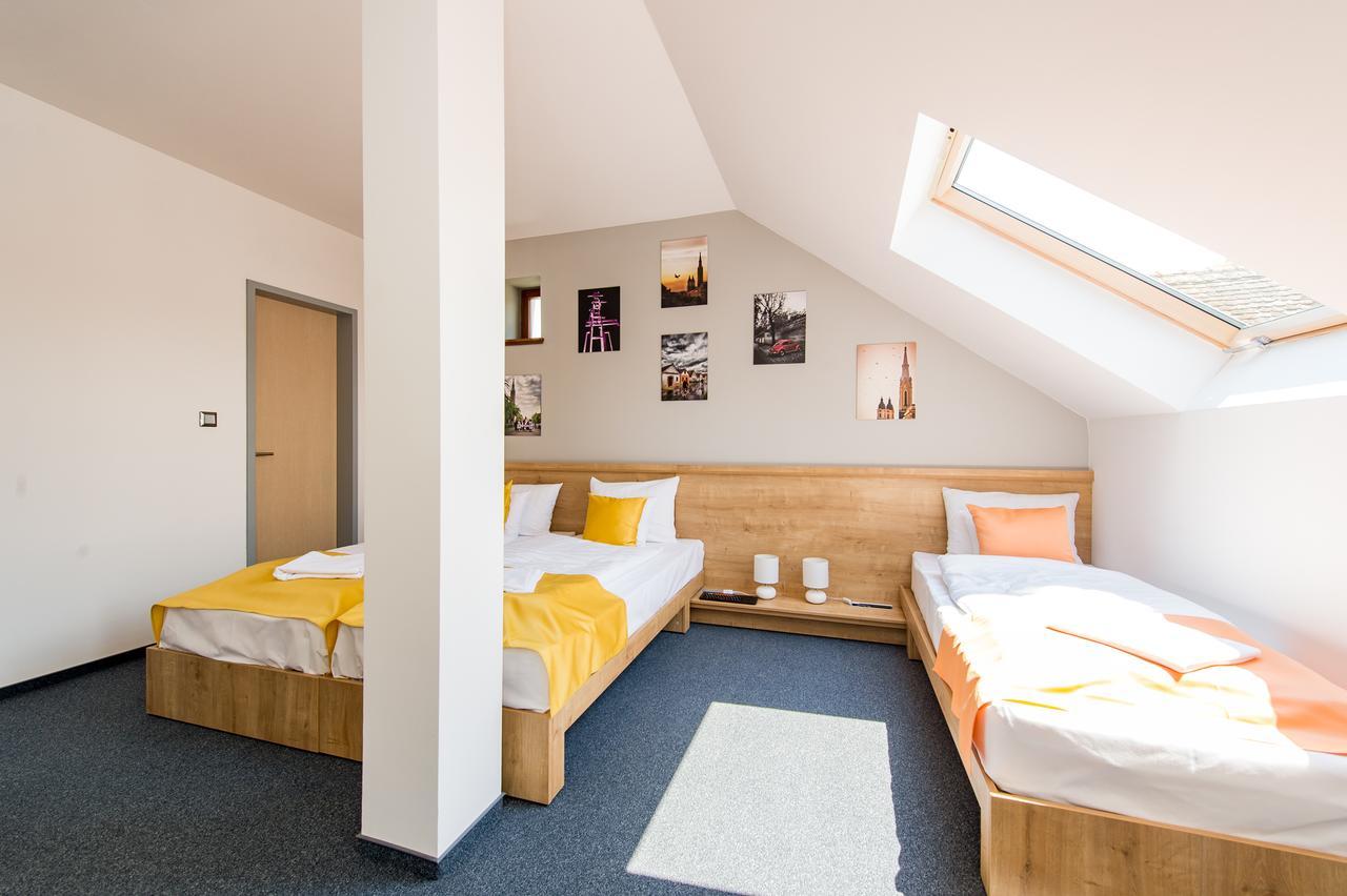 Pilvax Hotel Superior Kalocsa Eksteriør bilde