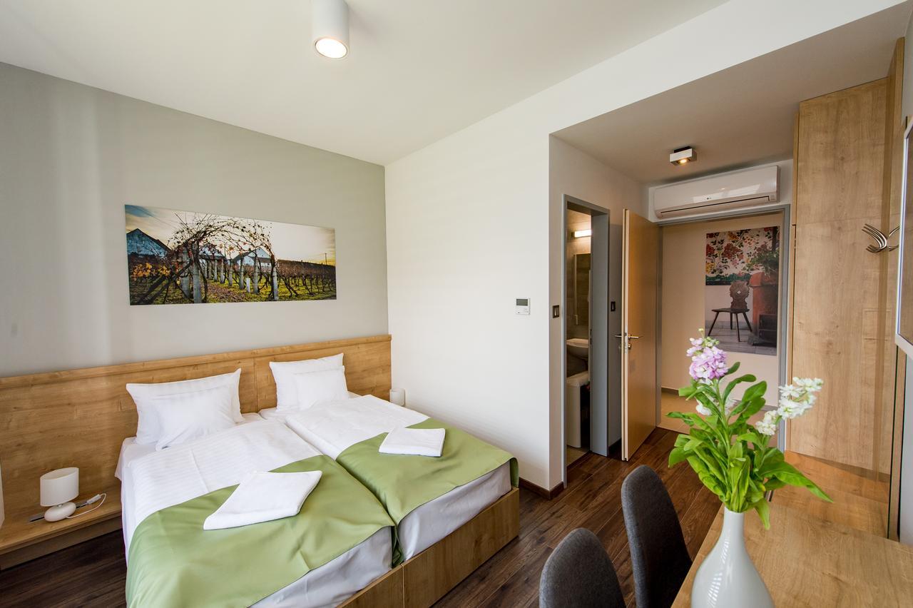 Pilvax Hotel Superior Kalocsa Eksteriør bilde